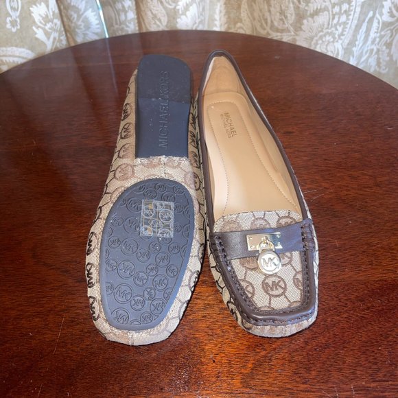 Camel and brown Michael Kors loafers, size - Picture 4 of 4